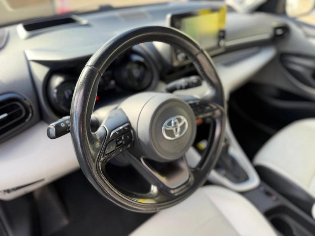 Toyota Yaris 1.5 114H 90 HYBRID FULL-HYBRID COLLECTION - TOIT PANORAMIQUE JBL CUIR CARPLAY