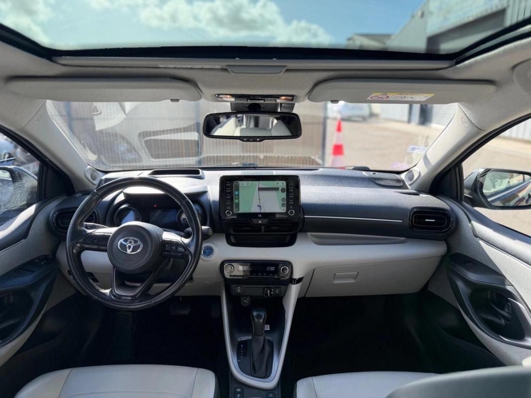 Toyota Yaris 1.5 114H 90 HYBRID FULL-HYBRID COLLECTION - TOIT PANORAMIQUE JBL CUIR CARPLAY