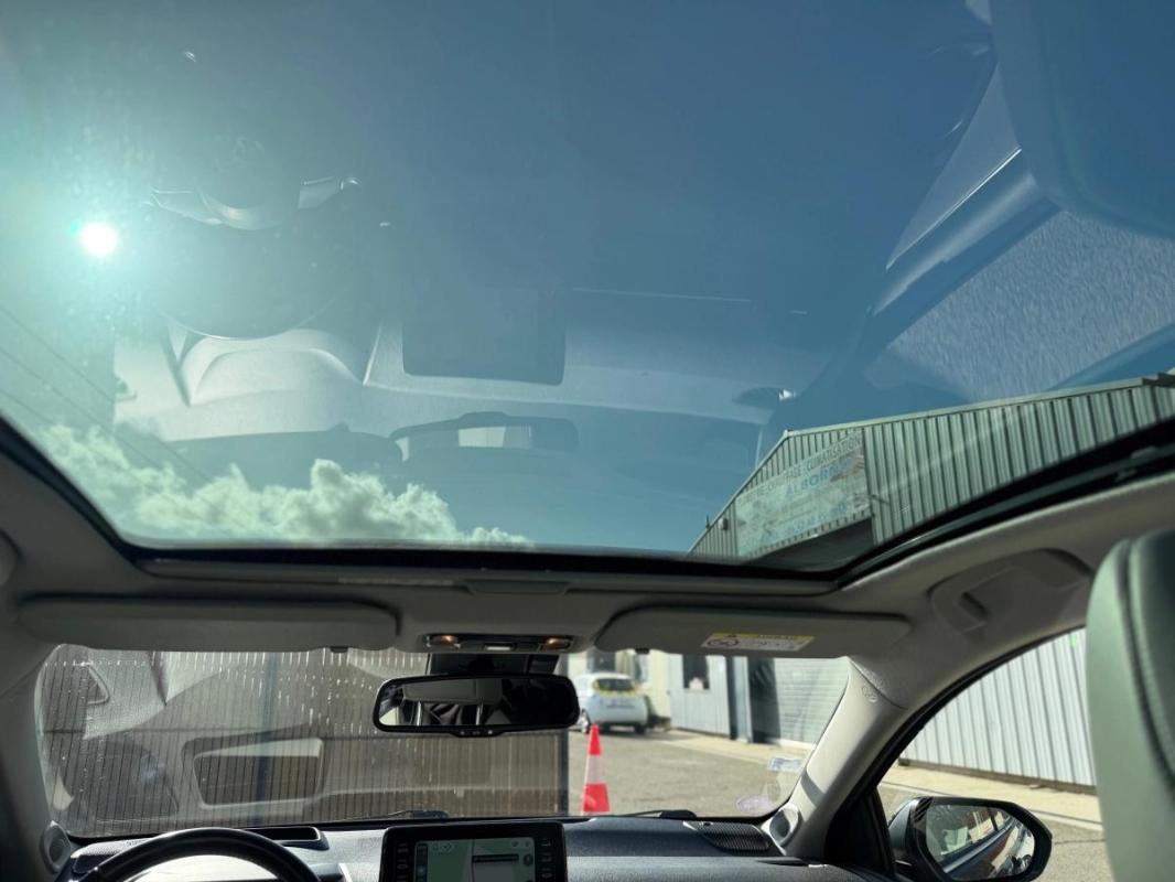 Toyota Yaris 1.5 114H 90 HYBRID FULL-HYBRID COLLECTION - TOIT PANORAMIQUE JBL CUIR CARPLAY