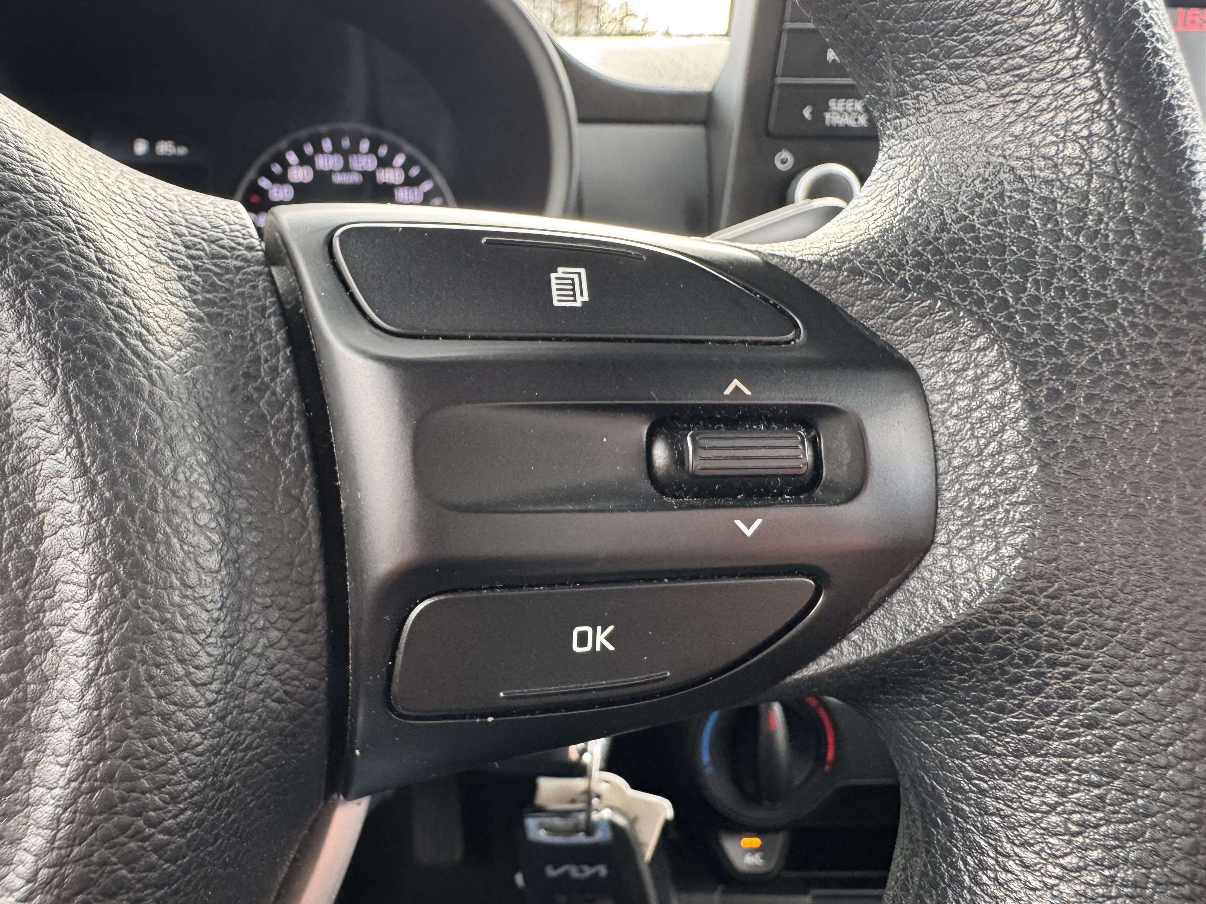 Kia Picanto 1.0i Pure ISG / 6D / BLUETOOTH / AIRCO / 5 PORTES