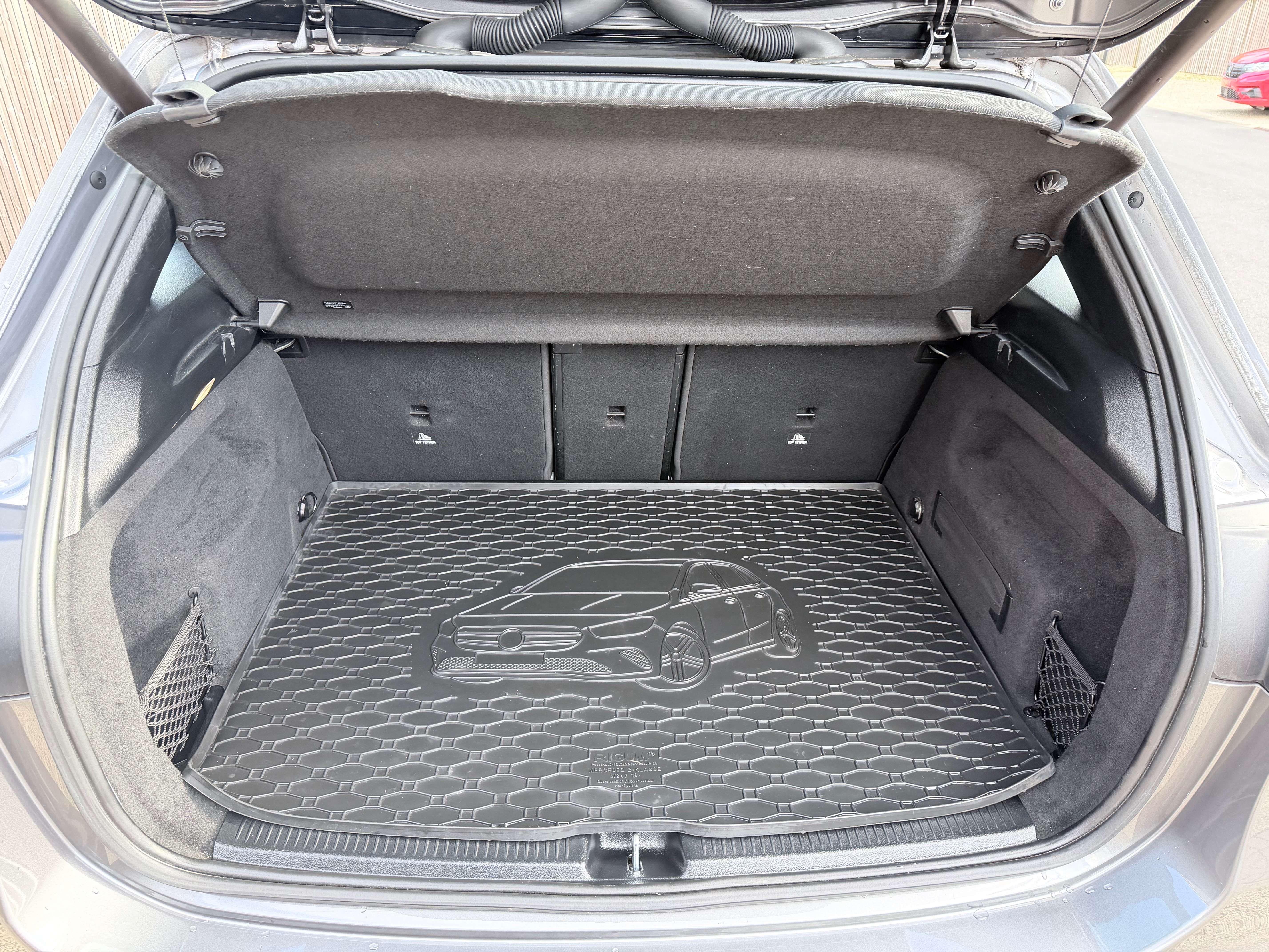Mercedes-Benz B 180 d HALF-LEDER/ZETELVERW./CAMERAFULL-LED/SAFETY