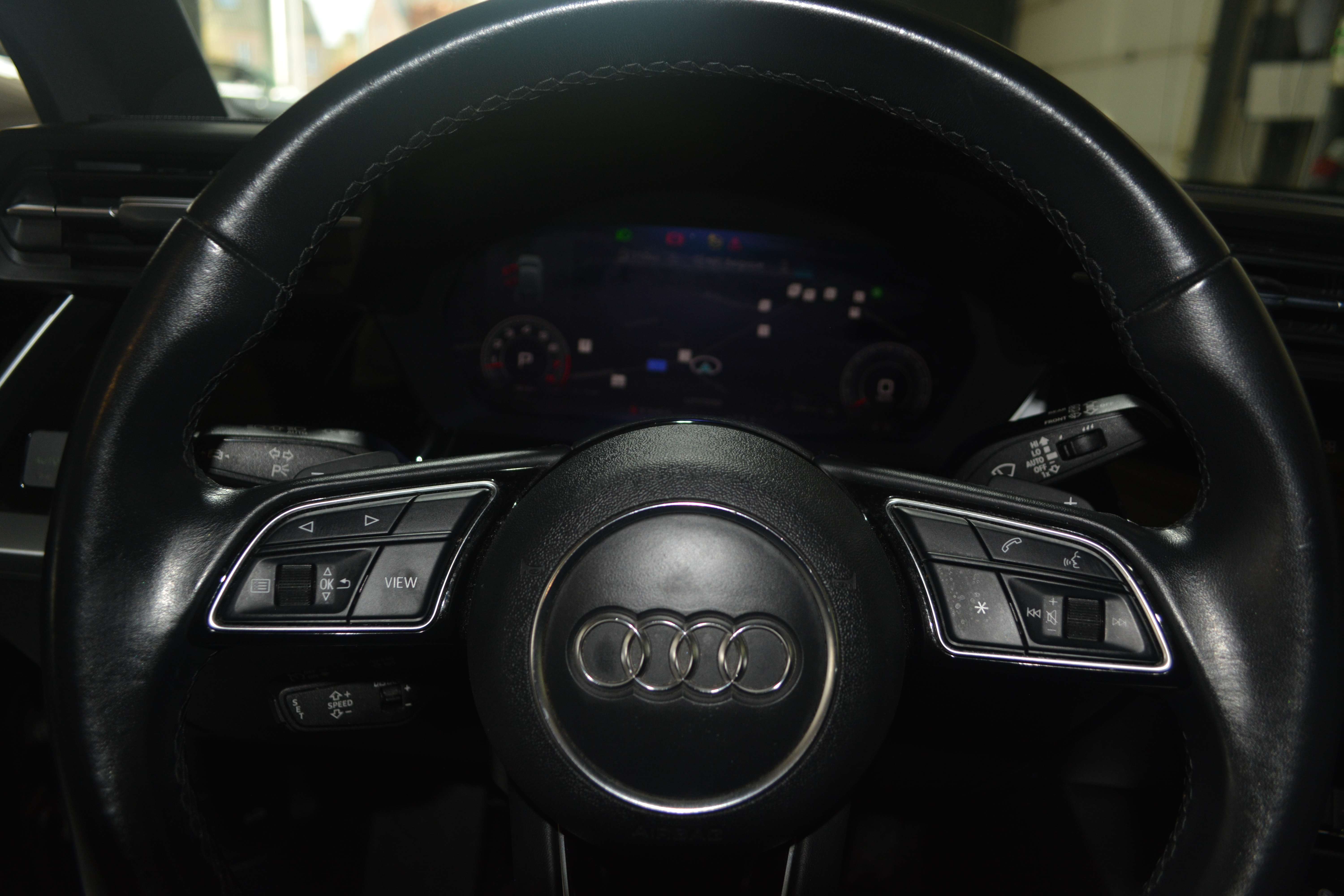 Audi A3 A3 Sportback 35 TFSI S line S tronic LEDER / PANO / S-LINE