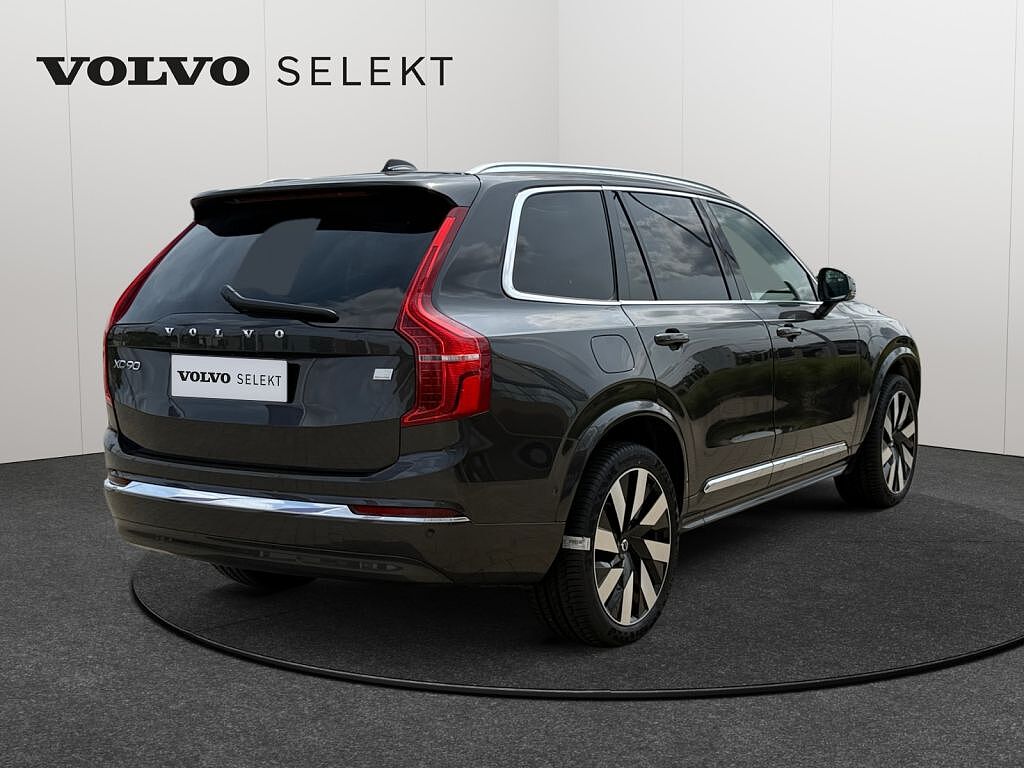 Volvo XC90 XC90 Recharge Ultimate, T8 AWD Plug-in Hybrid, Elektrisch/Benzin, Bright, 7 Sitz