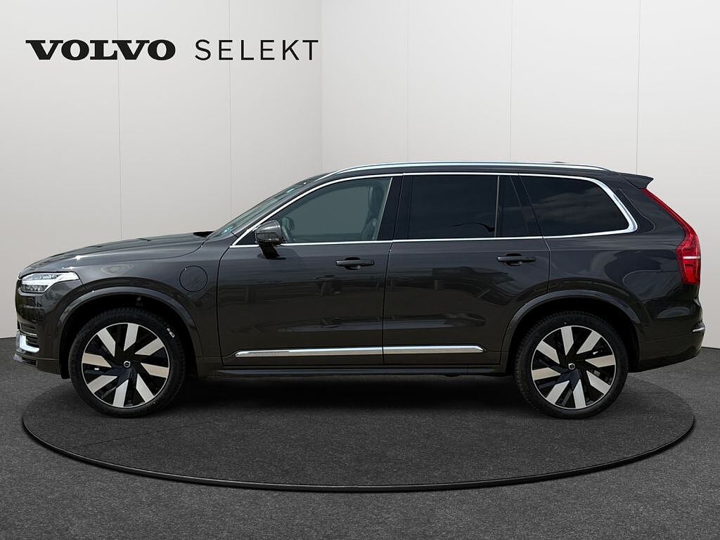 Volvo XC90 XC90 Recharge Ultimate, T8 AWD Plug-in Hybrid, Elektrisch/Benzin, Bright, 7 Sitz