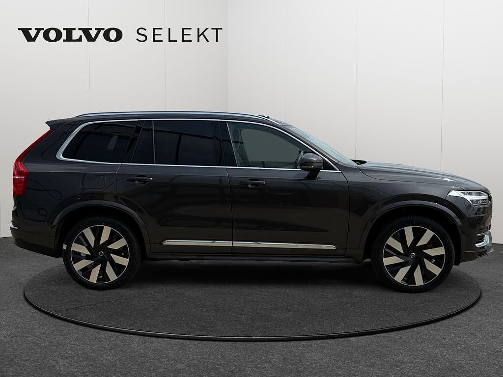 Volvo XC90 XC90 Recharge Ultimate, T8 AWD Plug-in Hybrid, Elektrisch/Benzin, Bright, 7 Sitz