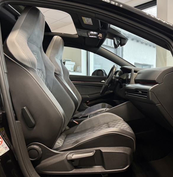 Volkswagen GOLF VIII 2.0 TDI SCR 150CH R-LINE DSG7