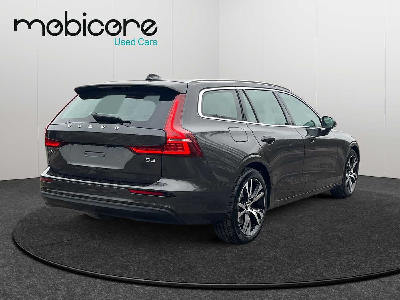 Volvo V60 V60 Core, B3 Mild Hybrid, Essence
