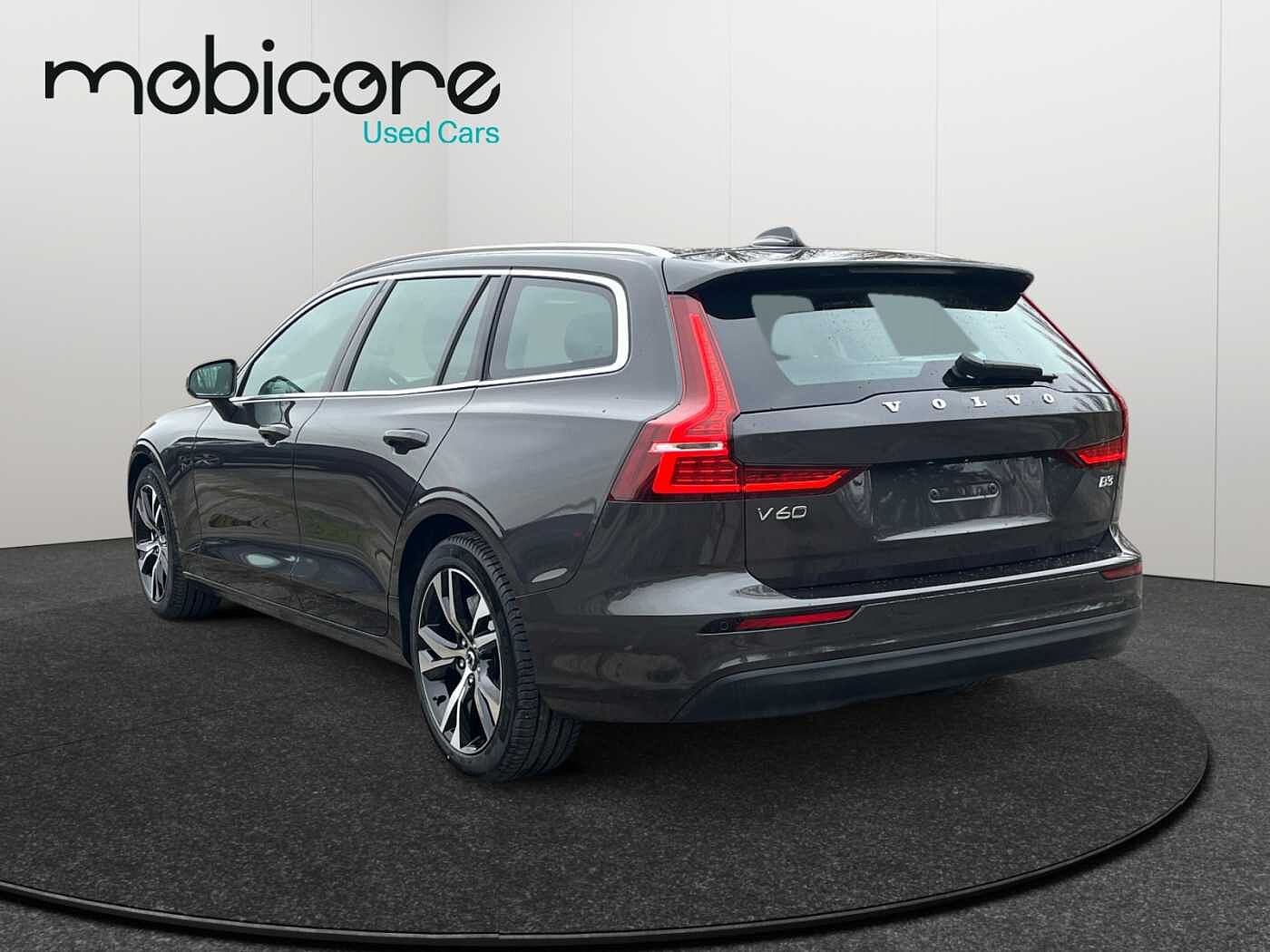 Volvo V60 V60 Core, B3 Mild Hybrid, Essence
