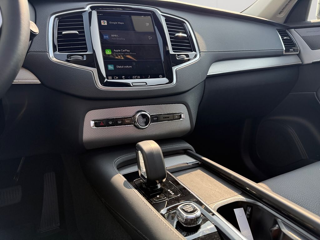 Volvo XC90 XC90 Plus, T8 AWD Plug-in Hybrid, Elektrisch/Benzin, Bright, 7 Sitze