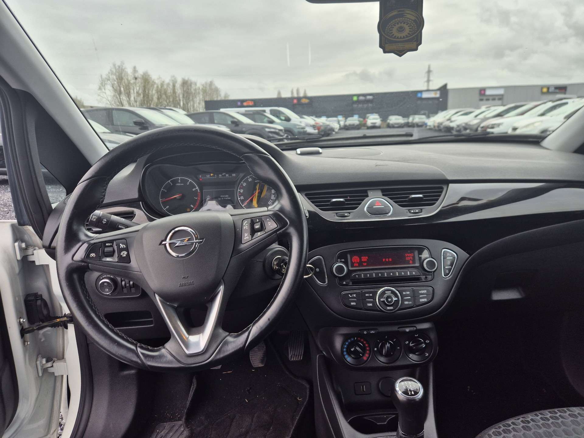 Opel Corsa 1.4i Cosmo / Radio / Clim / USB / Marchand/Export