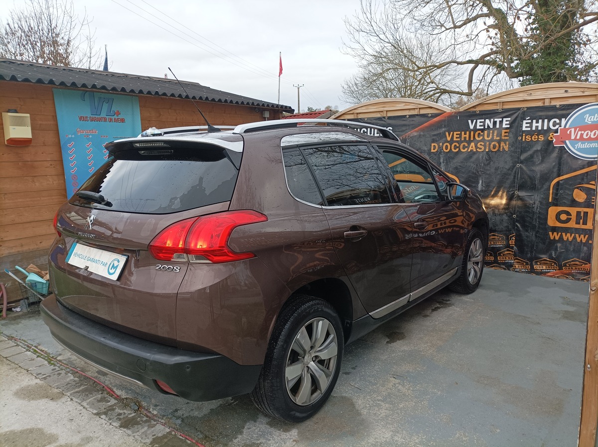 Peugeot 2008 1.2 VTI 82 ALLURE