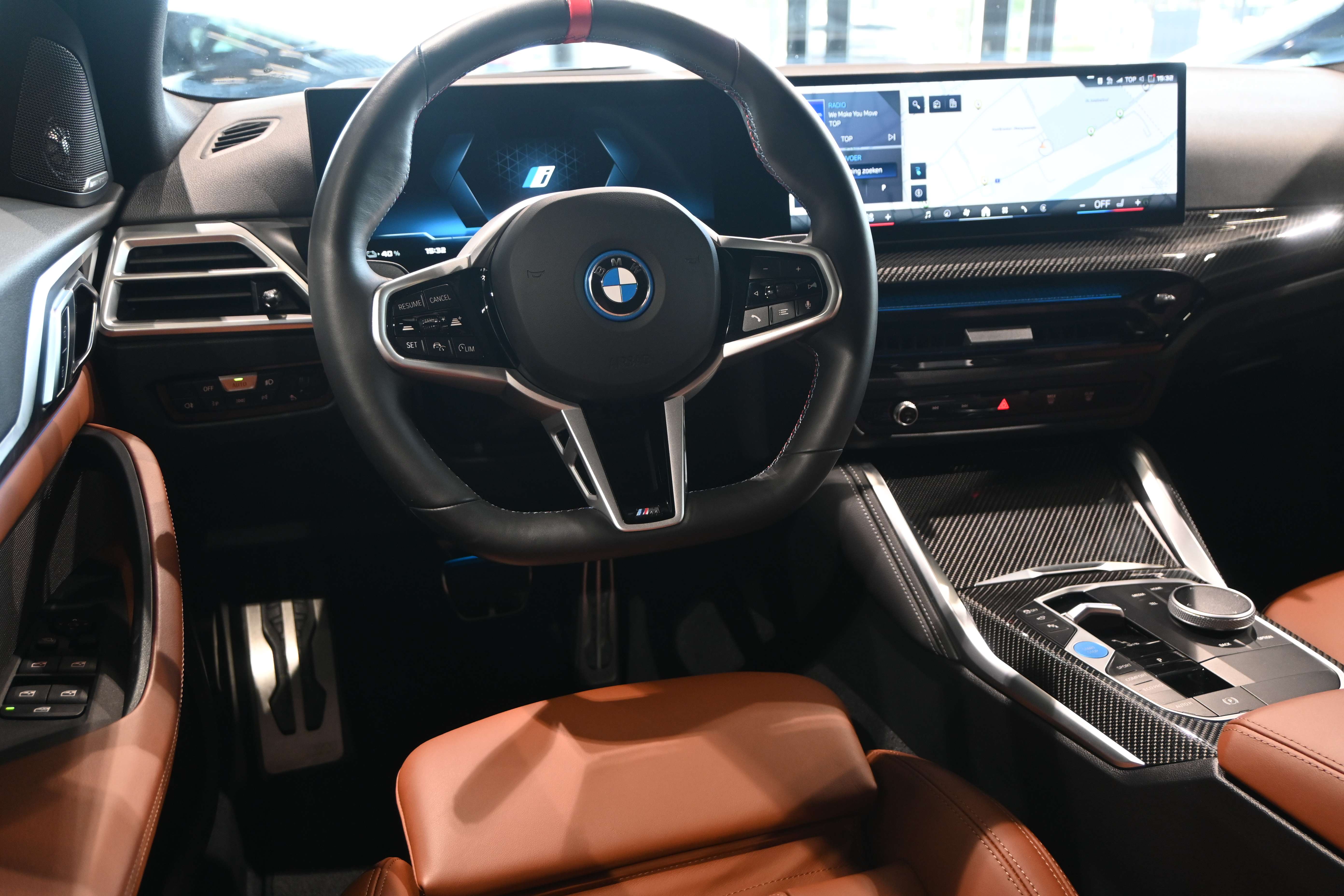 BMW i4 M50 xDrive Gran Coupé M-Pack *360°CAM/HUD/MEMORY*