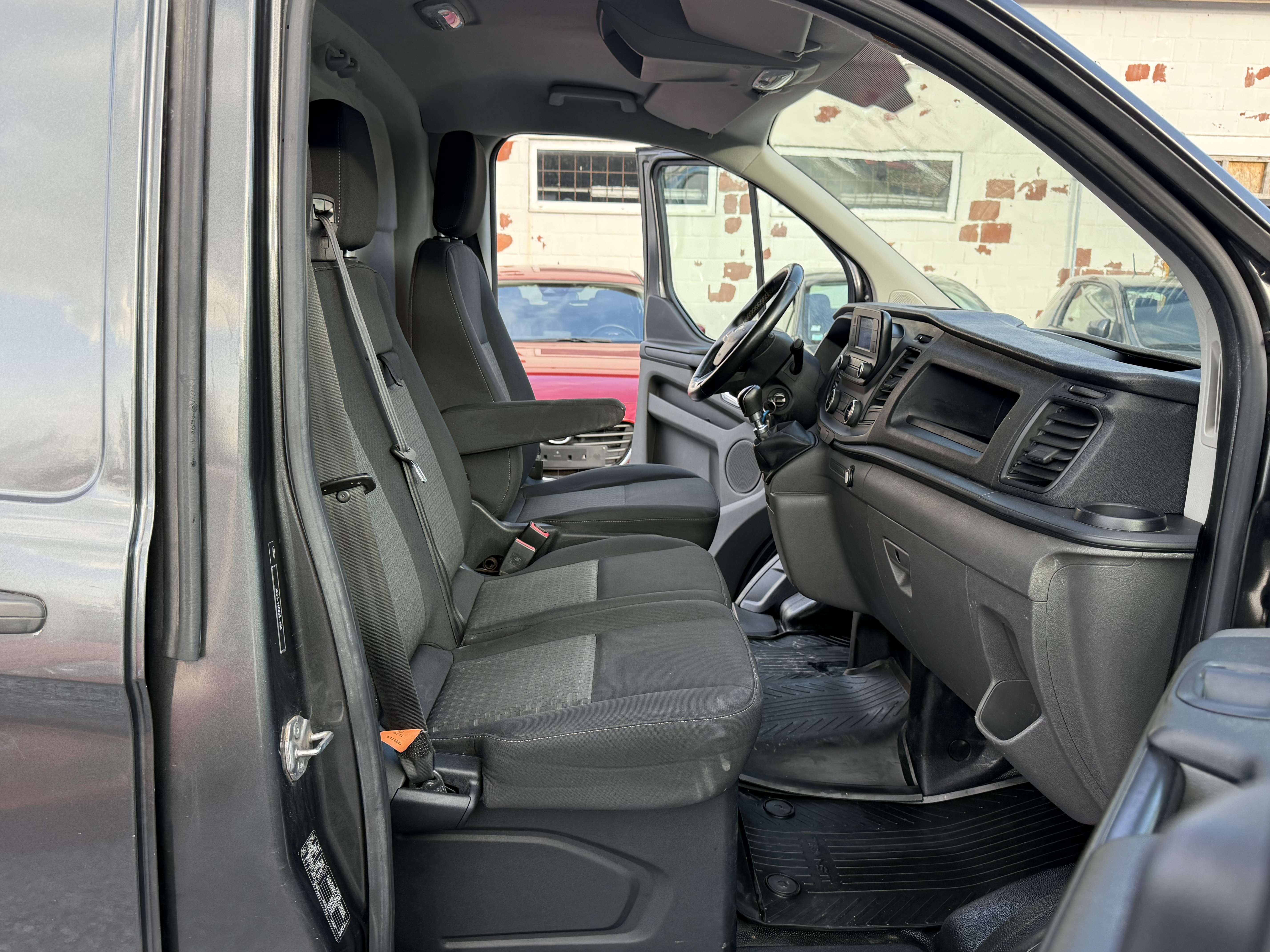Ford Transit Custom Transit Custom 2.0 TDCi -Limited -2018 - 1er propr