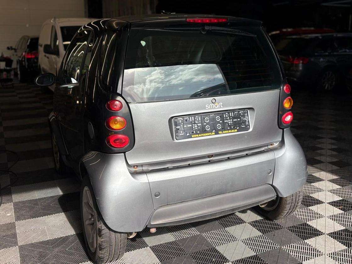 smart forTwo Coupé 0.7 Turbo AUTOMATIQUE bj. 2004 137000km