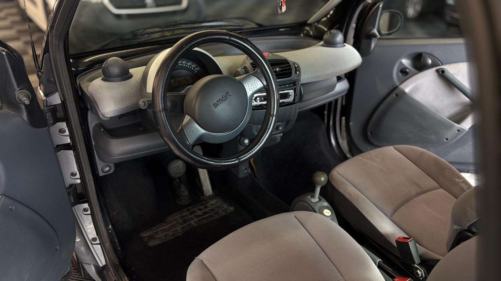 smart forTwo Coupé 0.7 Turbo AUTOMATIQUE bj. 2004 137000km