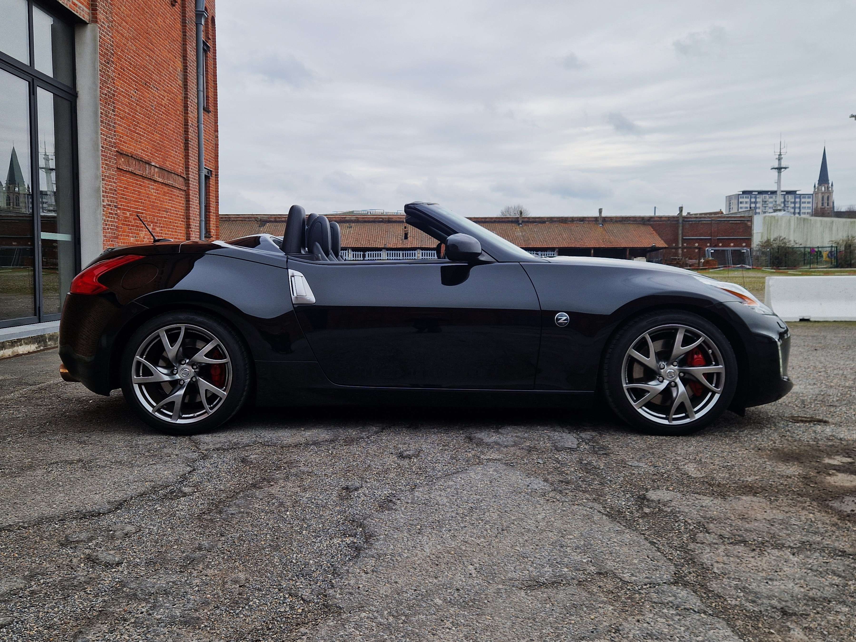 Nissan 370Z 370Z 3.7i V6 Cabriolet