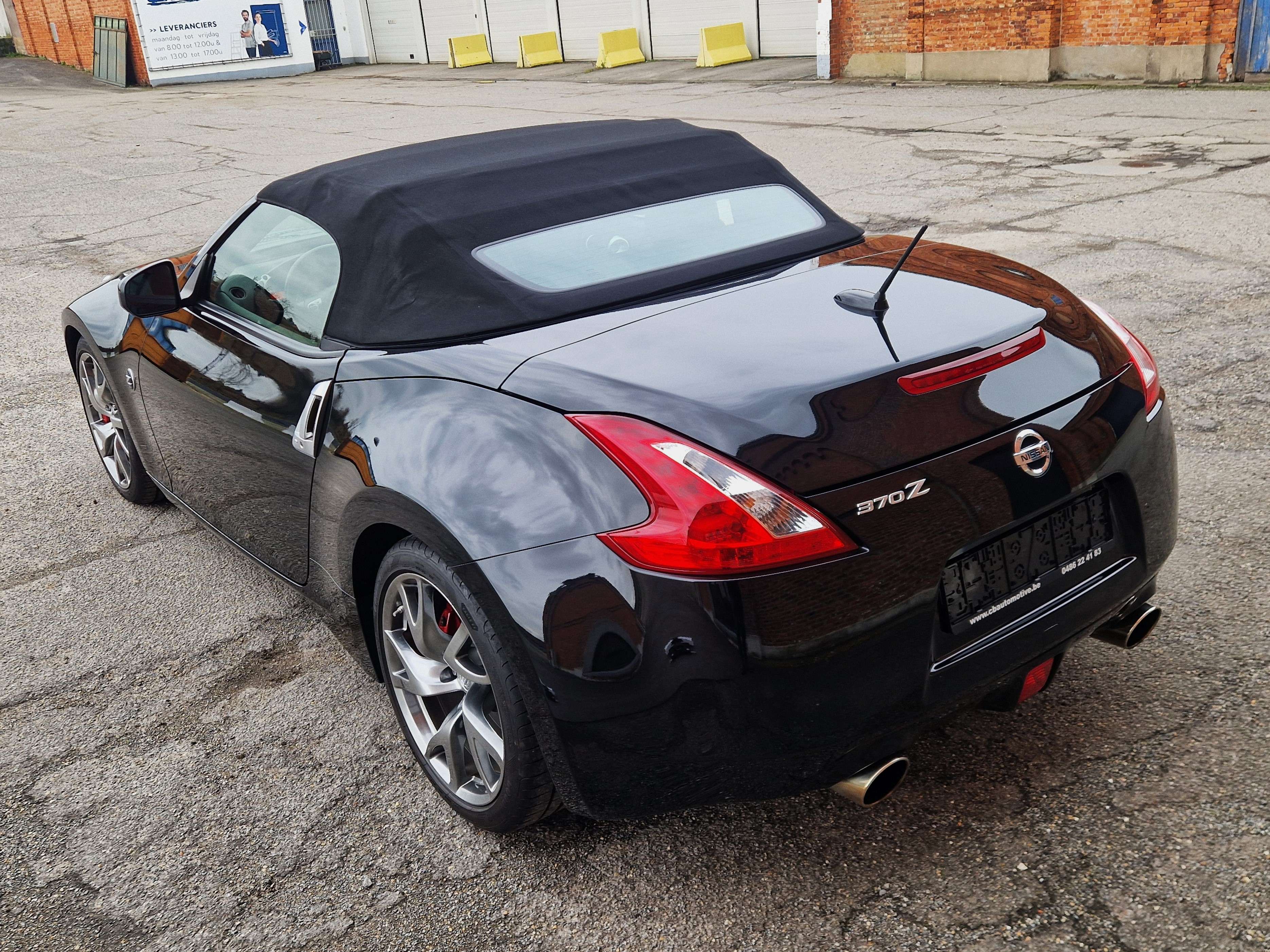 Nissan 370Z 370Z 3.7i V6 Cabriolet