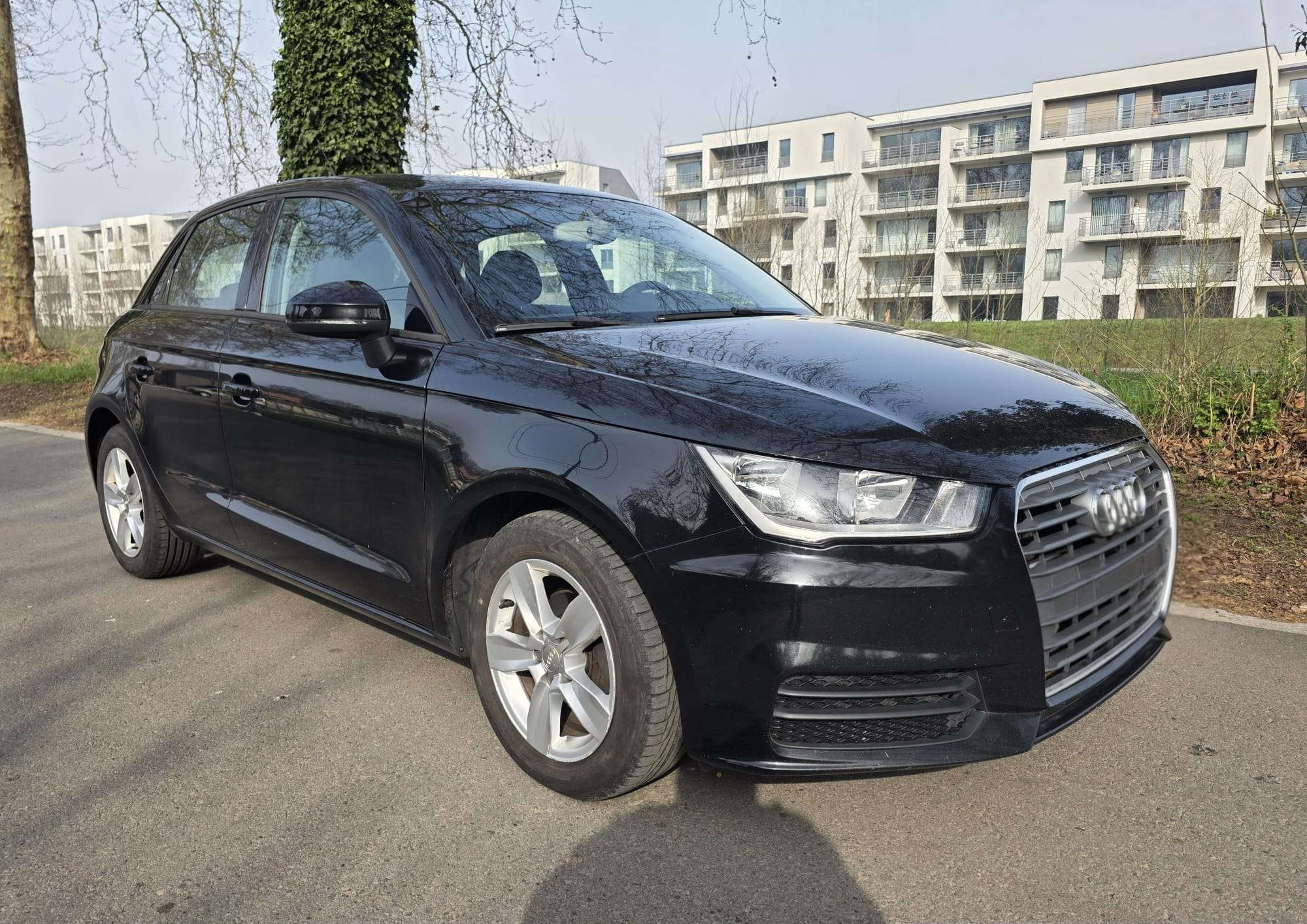 Audi A1 Sportback 1.4 TDi- Courroie Ok - Entretien ok