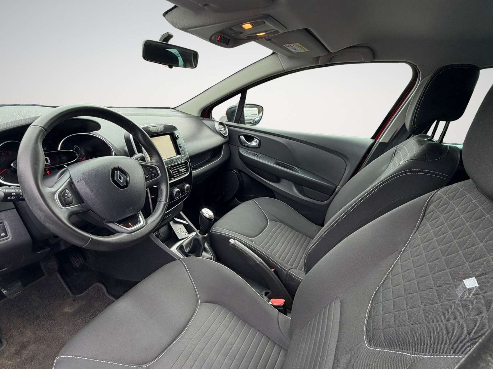 Renault Clio Clio 0.9 TCe Limited / Navi / Clim / Garantie 12 M