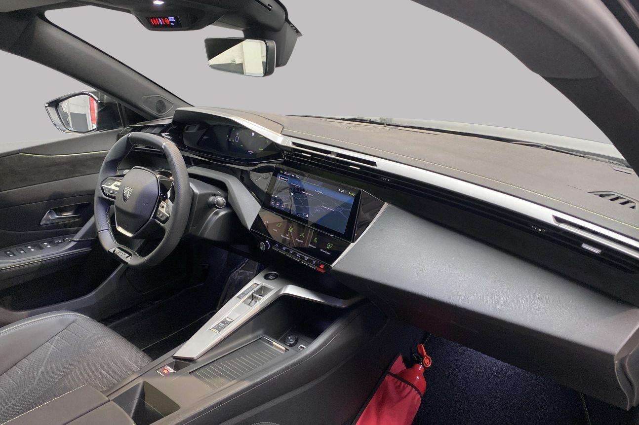 Peugeot 308 GT MHEV* Caméra GPS - NEW MODEL