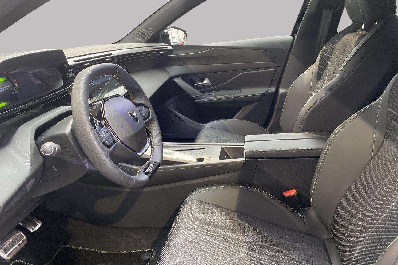 Peugeot 308 GT MHEV* Caméra GPS - NEW MODEL