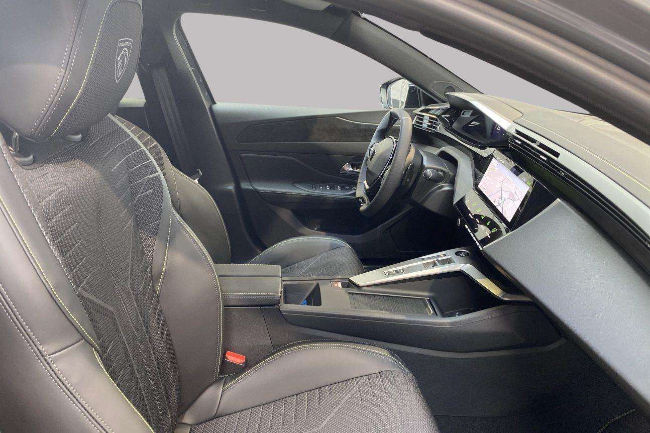 Peugeot 308 GT MHEV* GPS Caméra *NEW MODEL