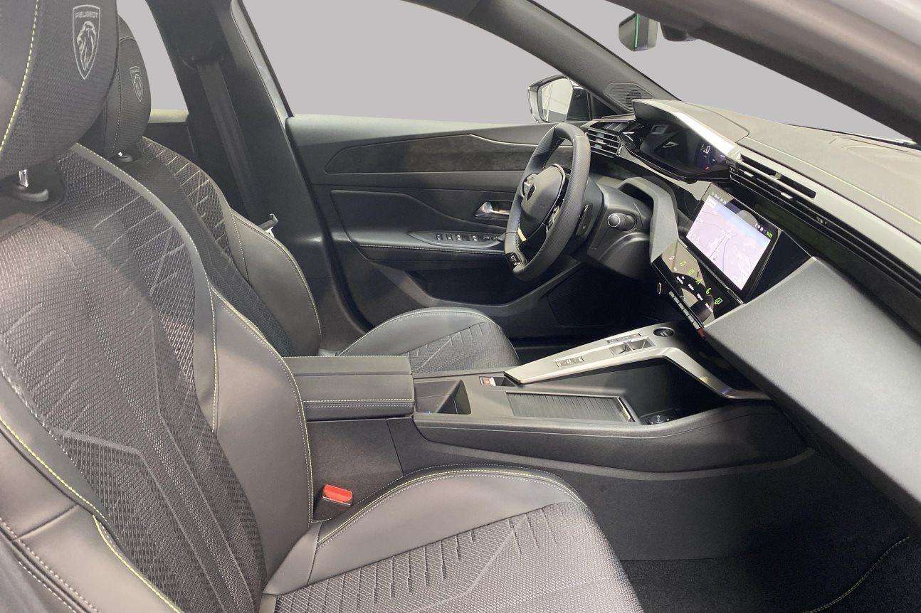Peugeot 308 GT MHEV*GPS Caméra NEW MODEL