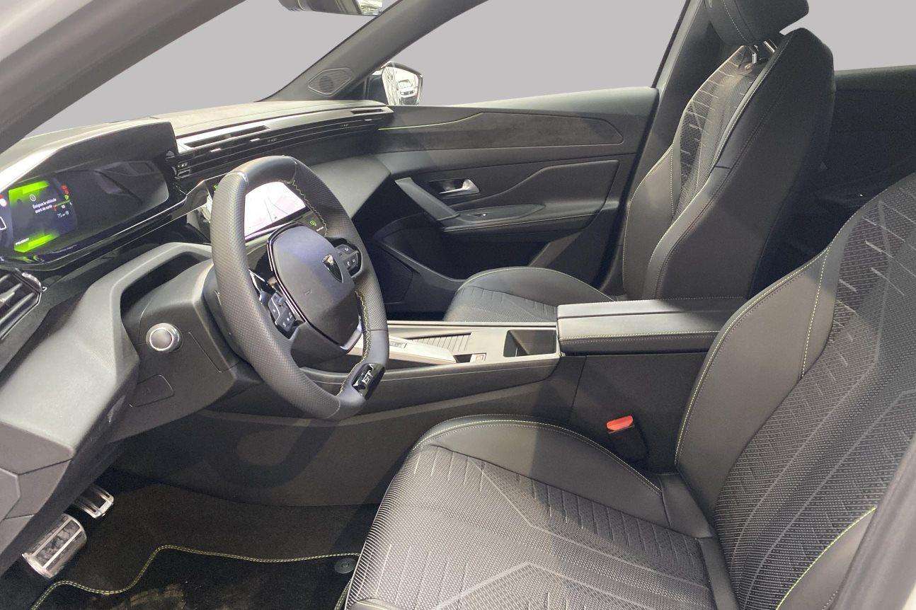 Peugeot 308 GT MHEV*GPS Caméra NEW MODEL