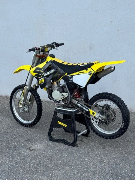SUZUKI RM L