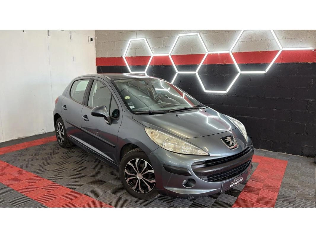 Peugeot 207 1.4i 16V BERLINE Exécutive PHASE 1