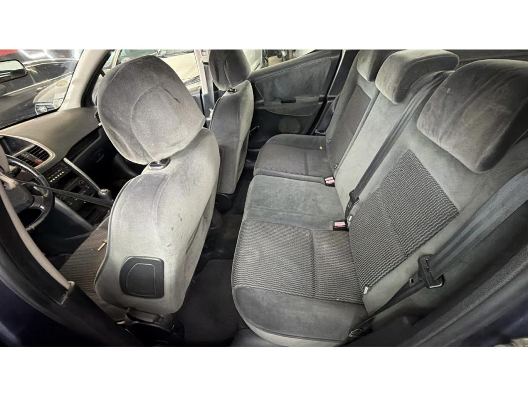 Peugeot 207 1.4i 16V BERLINE Exécutive PHASE 1