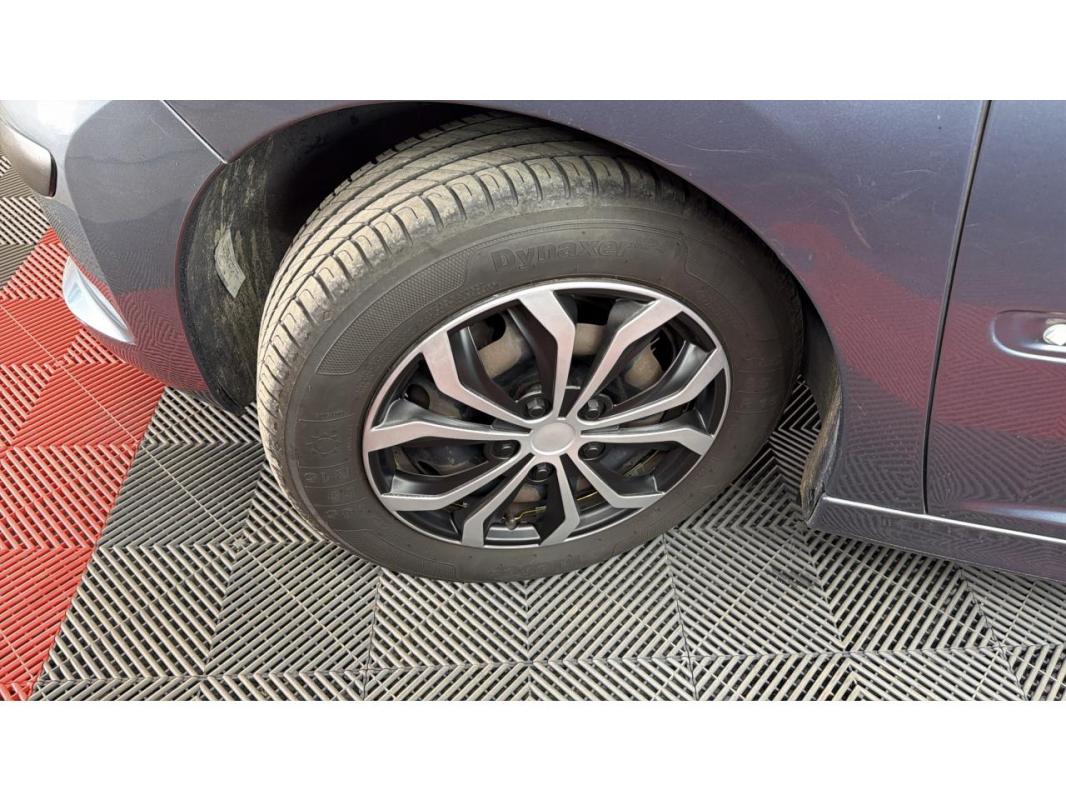 Peugeot 207 1.4i 16V BERLINE Exécutive PHASE 1