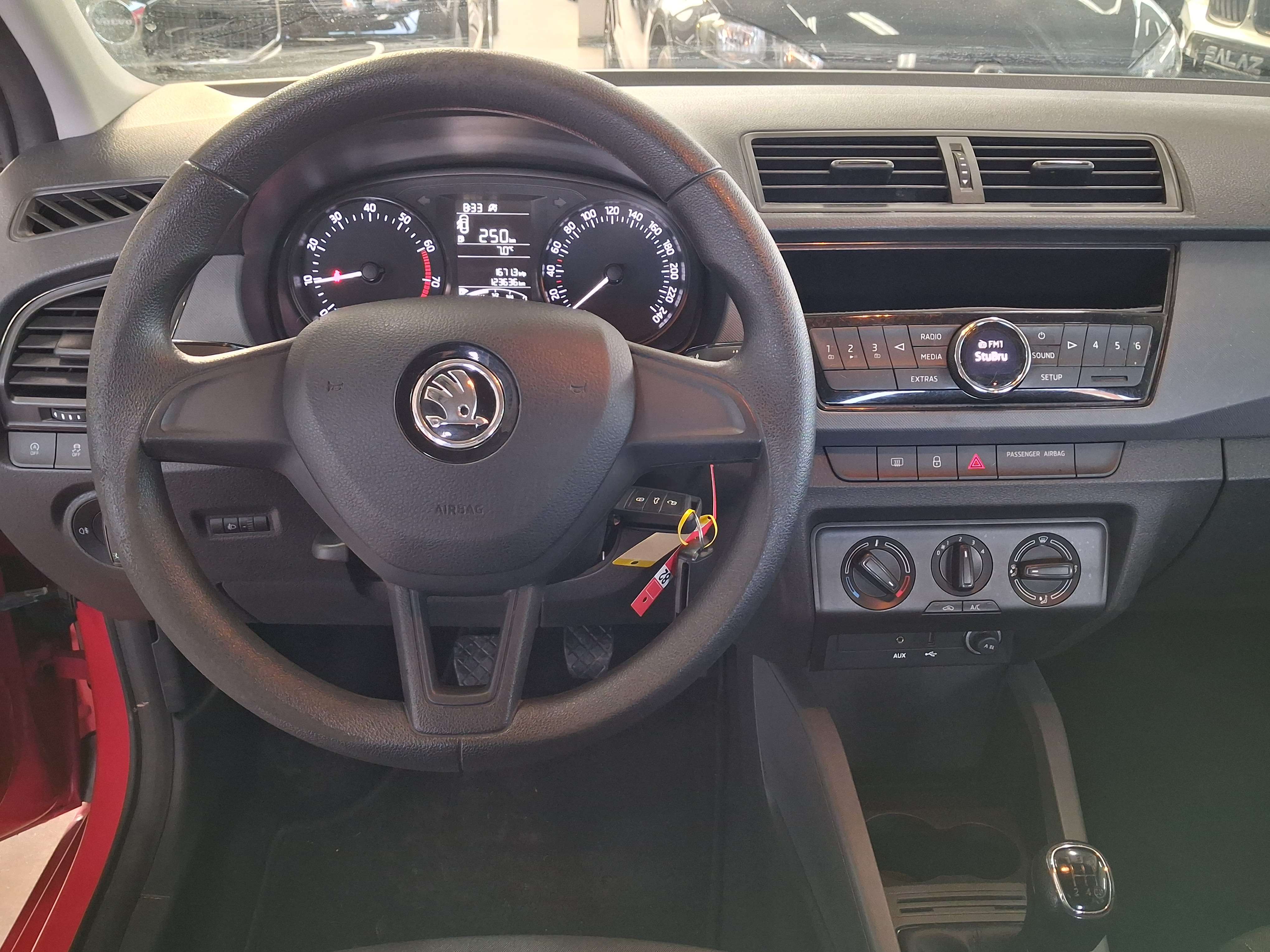 Skoda Fabia Fabia 1.0i_ESSENCE_GARANTIE_5PORTES_EURO6