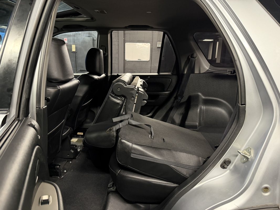 Honda Cr-v II 2.0 VTEC 150 Cv BOITE AUTOMATIQUE CUIR TOIT OUVRANT GPS 94 100 Kms - GARANTIE 1 AN