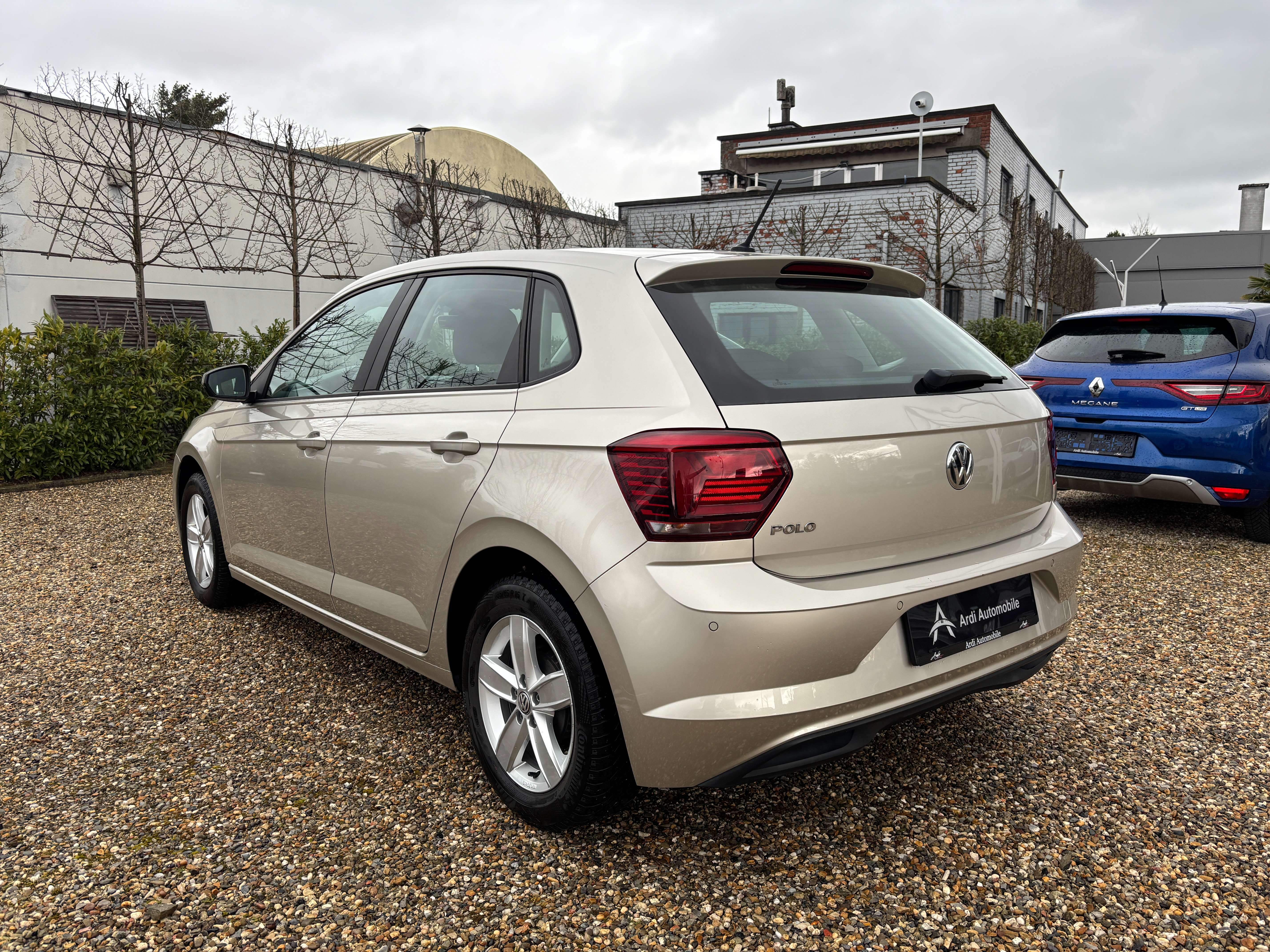 Volkswagen Polo 1.0i *CARPLAY*CRUISE*1ER PROPRIETAIRE*GARANTIE*