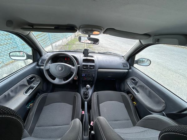 Renault Clio II (2) CAMPUS 1.5 DCI 65 5P