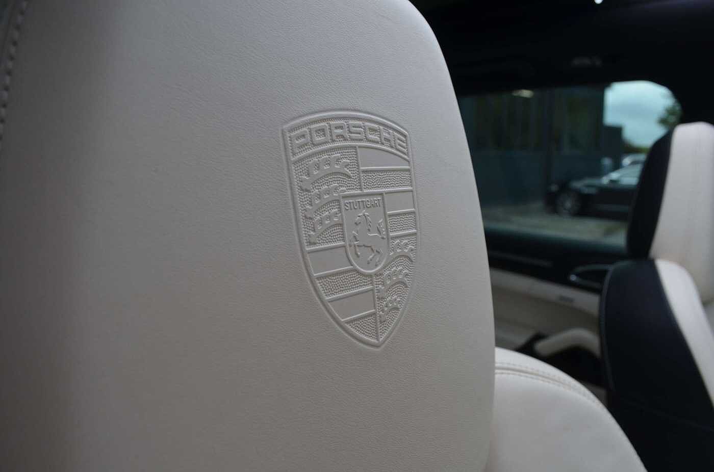 Porsche Cayenne 3,0 Diesel Platinum Edition * PANO * BOSE *21 INCH