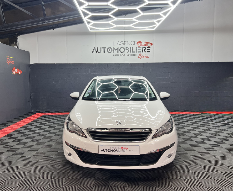 Peugeot 308 1.2 PURETECH ALLURE 130 ch EAT6 6.0 CV