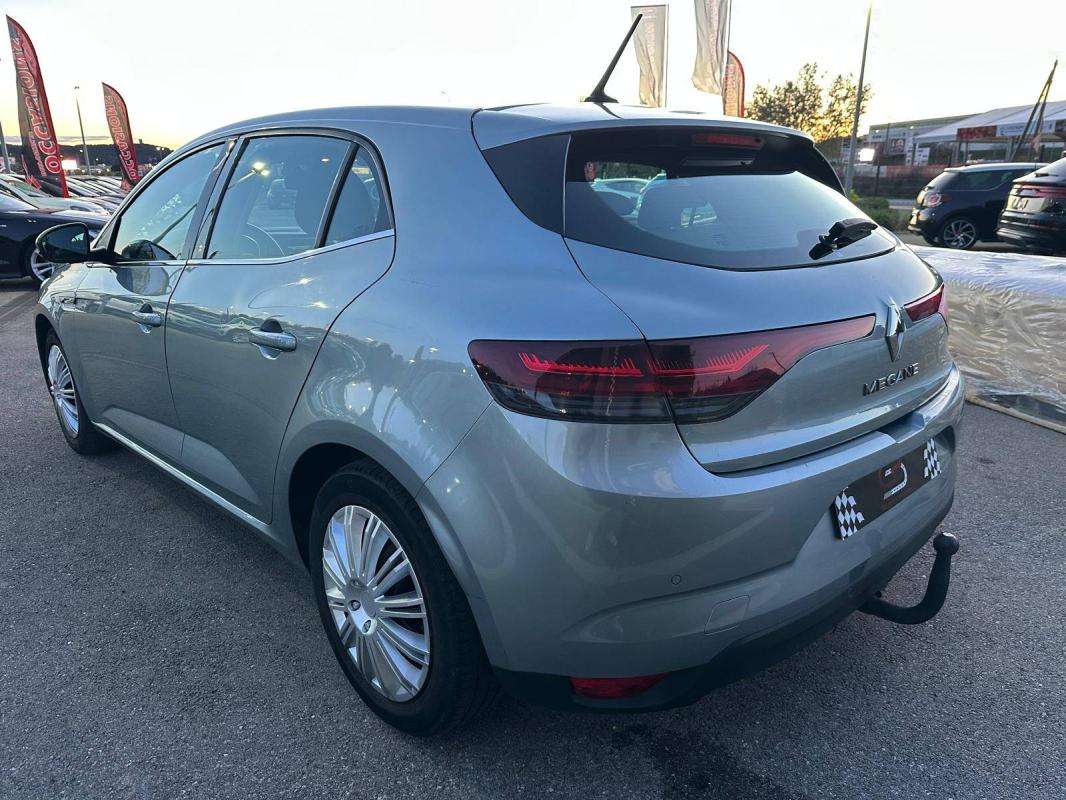 Renault Megane IV Berline Blue dCi 115 - 20 Business