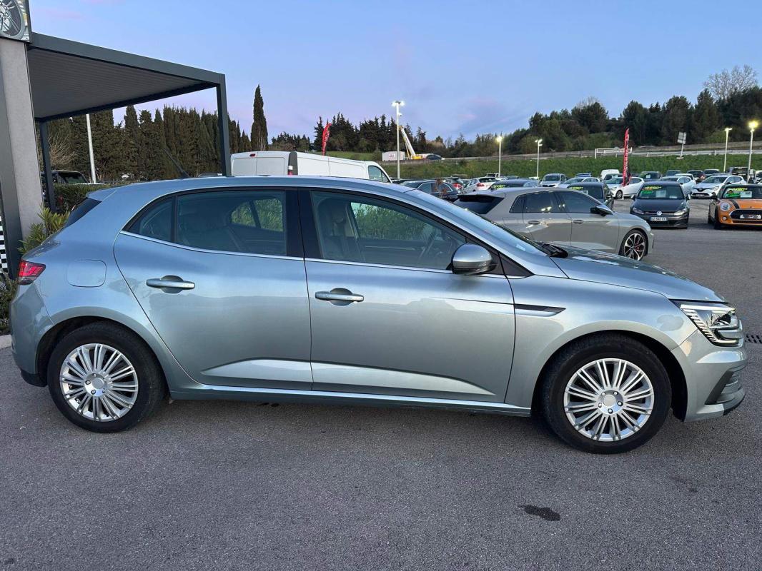 Renault Megane IV Berline Blue dCi 115 - 20 Business
