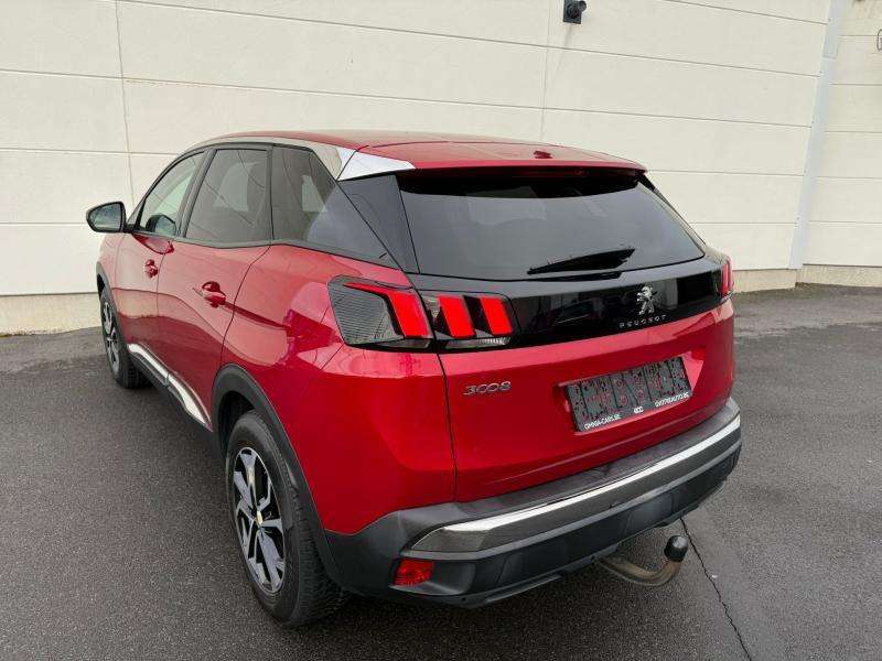 Peugeot 3008 Allure 1.2 ess 130ch Auto