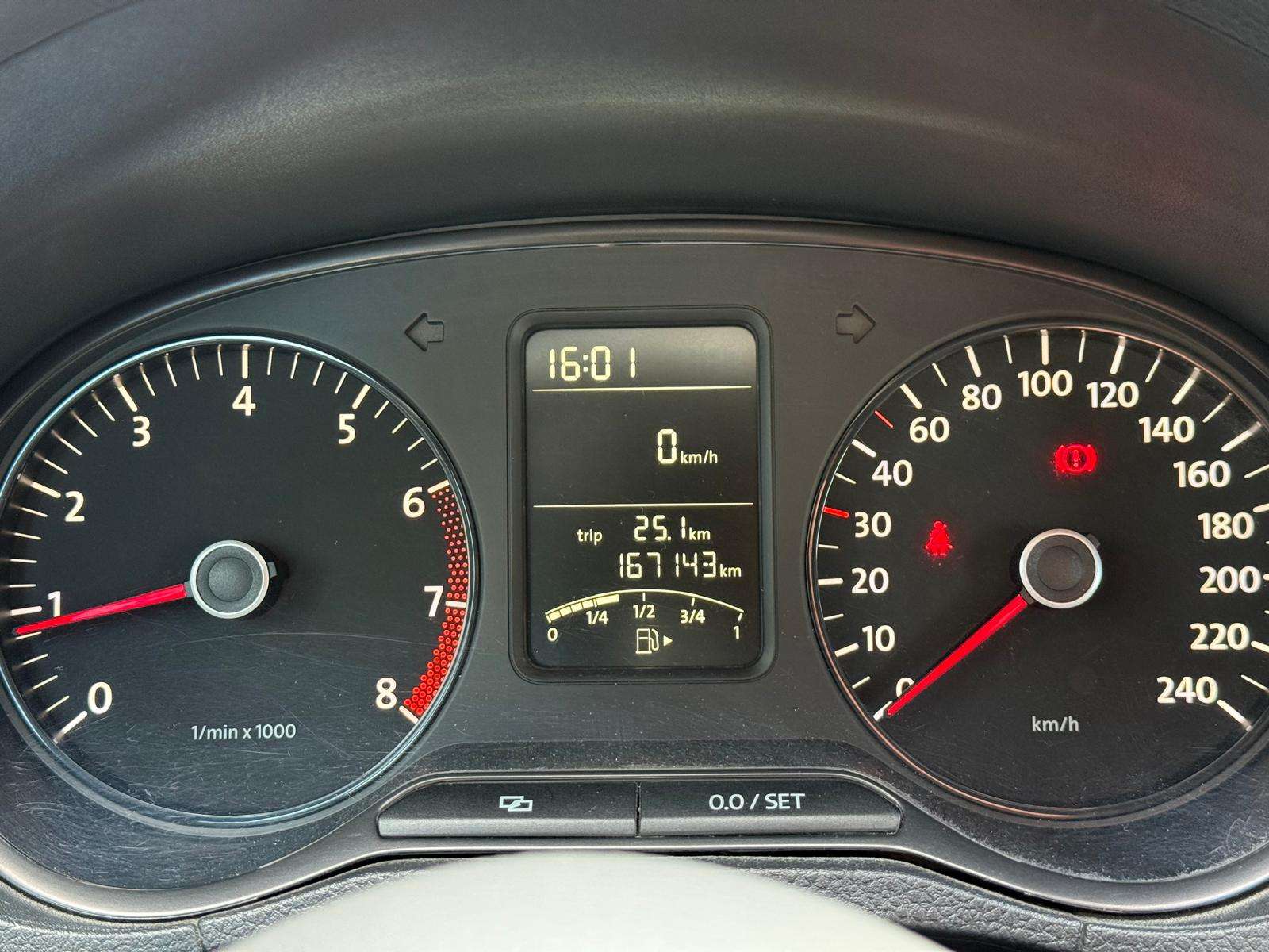 Volkswagen Polo 1.2i / 1e Main / Garantie 1 an + CT + Entretien OK