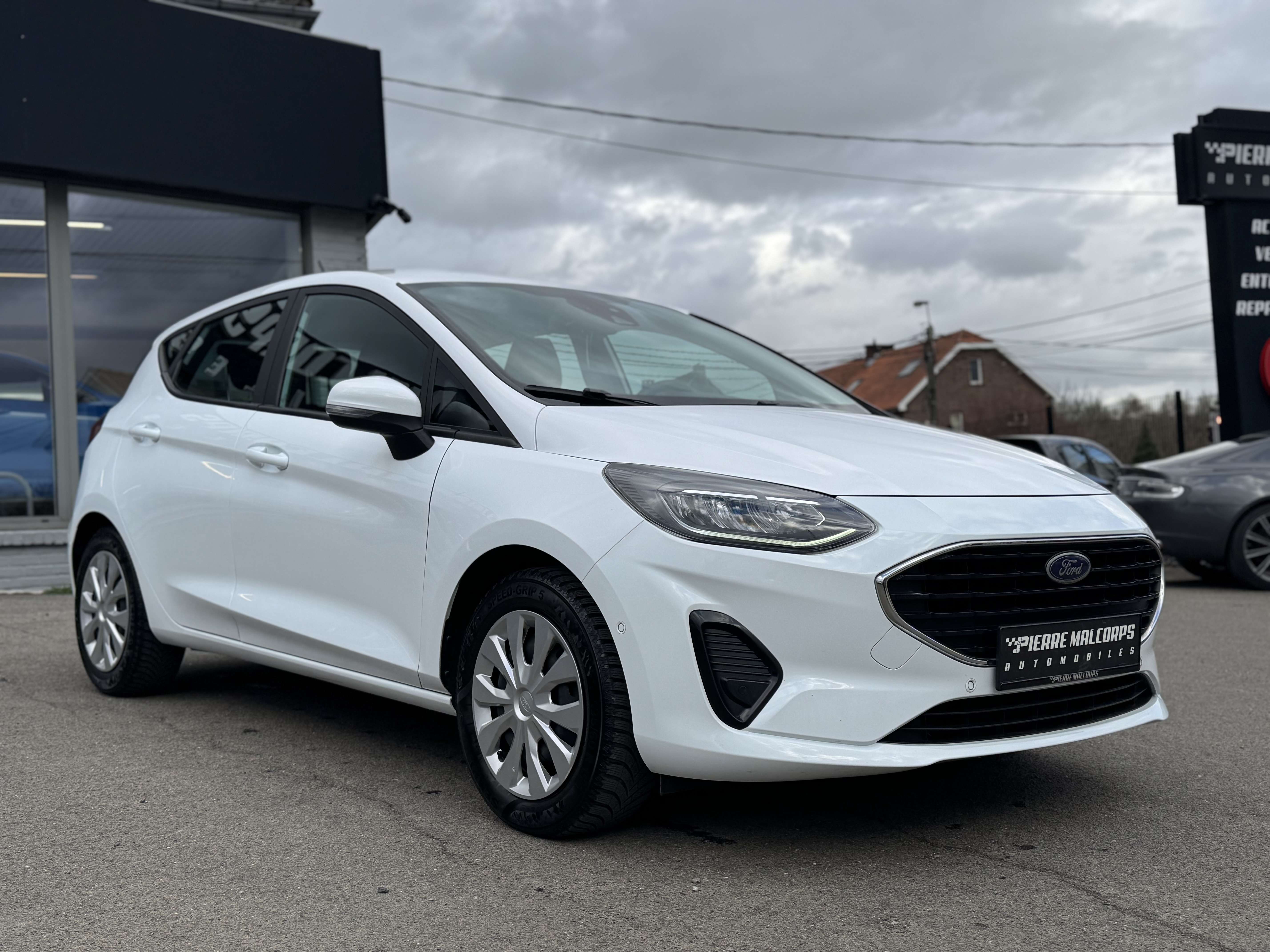 Ford Fiesta 1.0 EcoB. Connected / 6D / CARPLAY /  AIRCO / LED