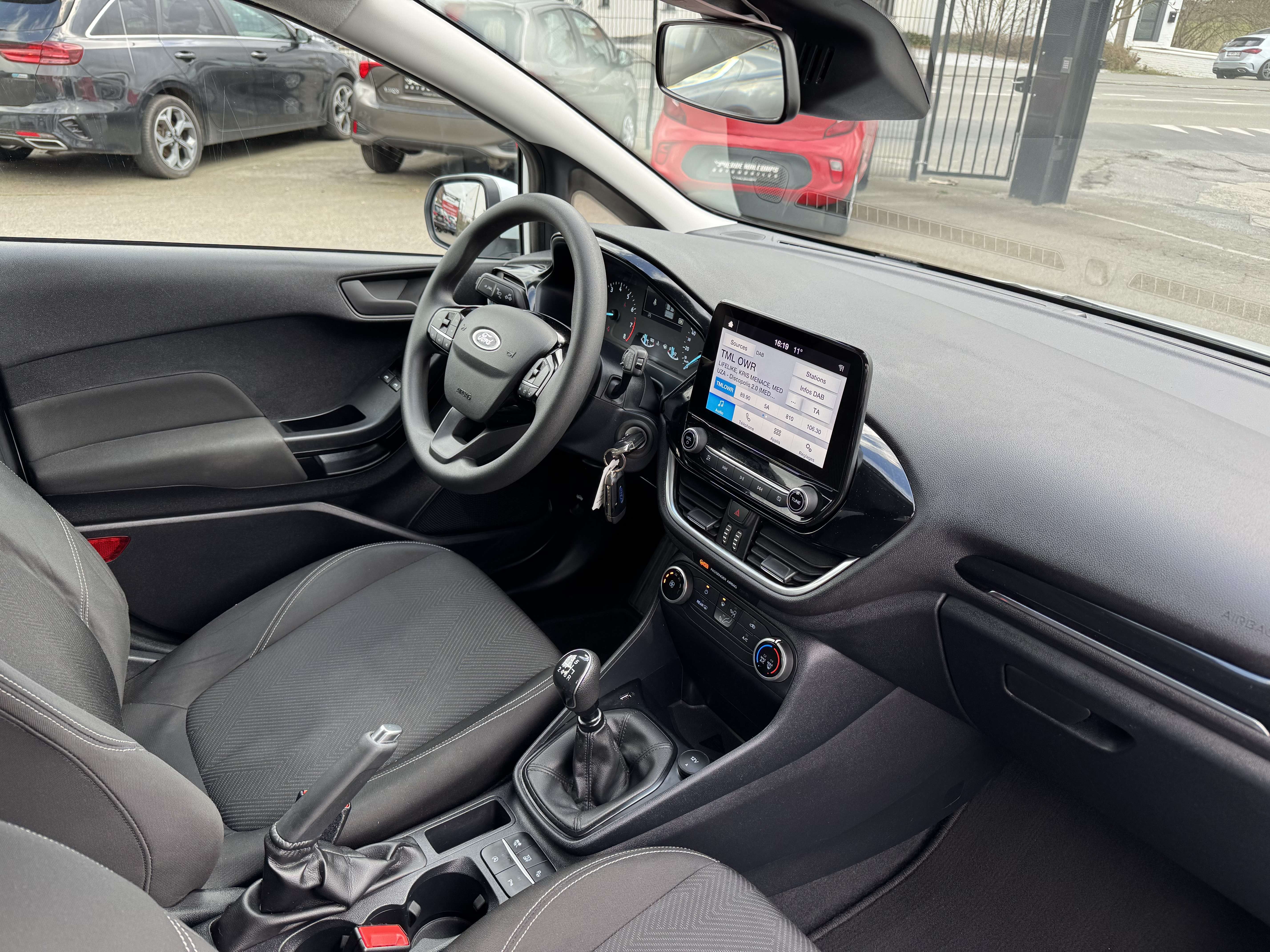 Ford Fiesta 1.0 EcoB. Connected / 6D / CARPLAY /  AIRCO / LED