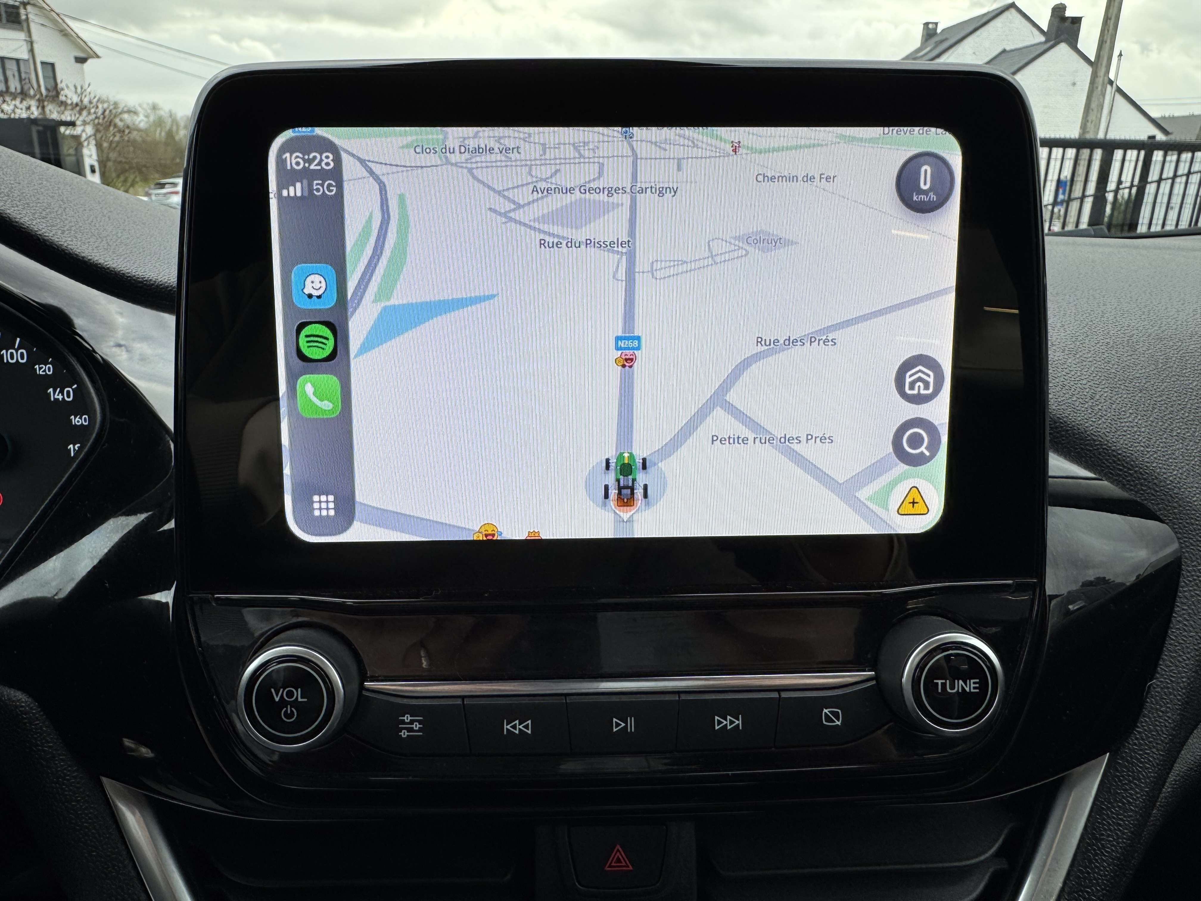 Ford Fiesta 1.0 EcoB. Connected / 6D / CARPLAY /  AIRCO / LED
