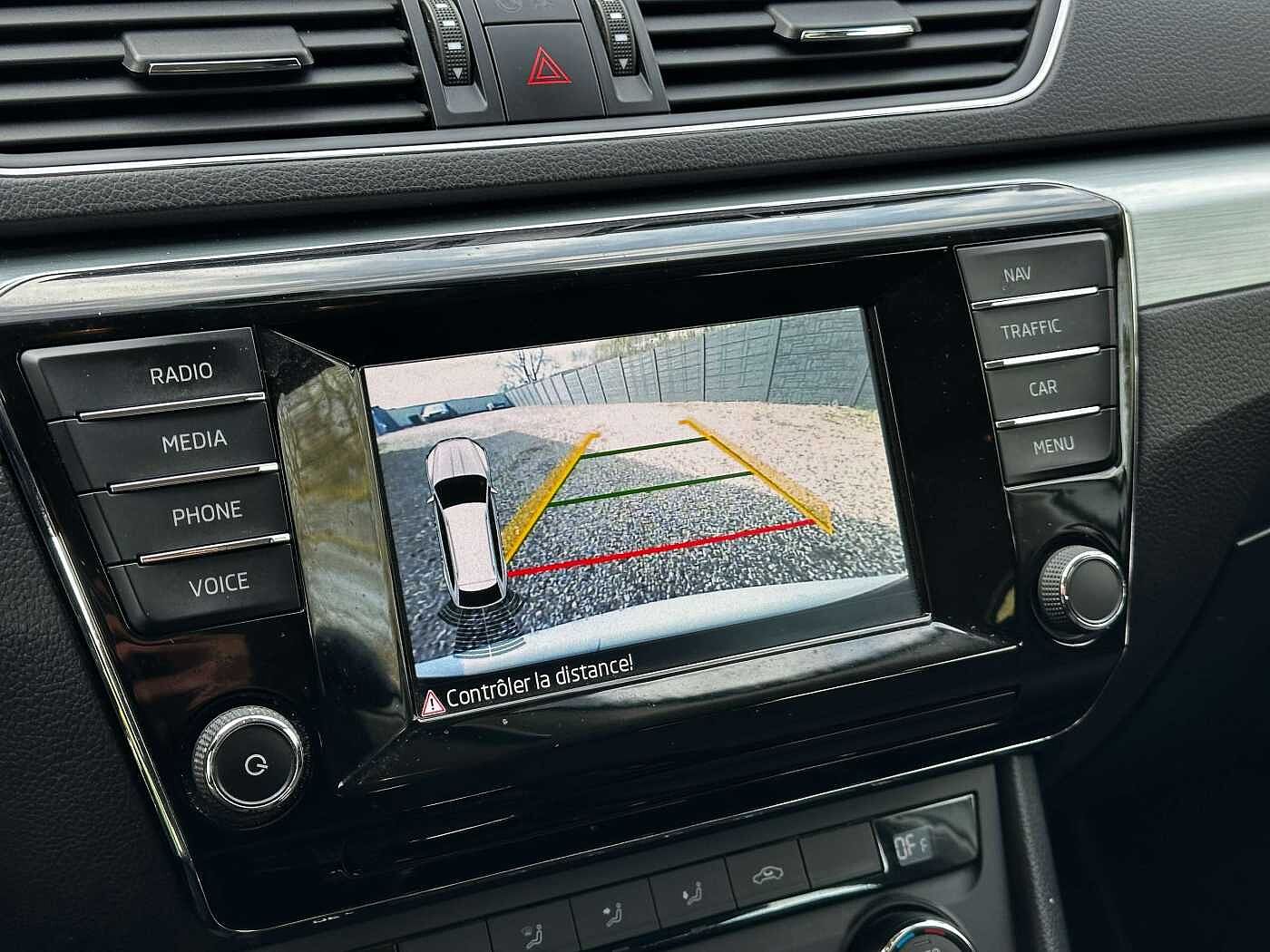 SKODA Superb Combi SW 1.6 CR TDi Ambition CARPLAY/CAMERA/EXPORT
