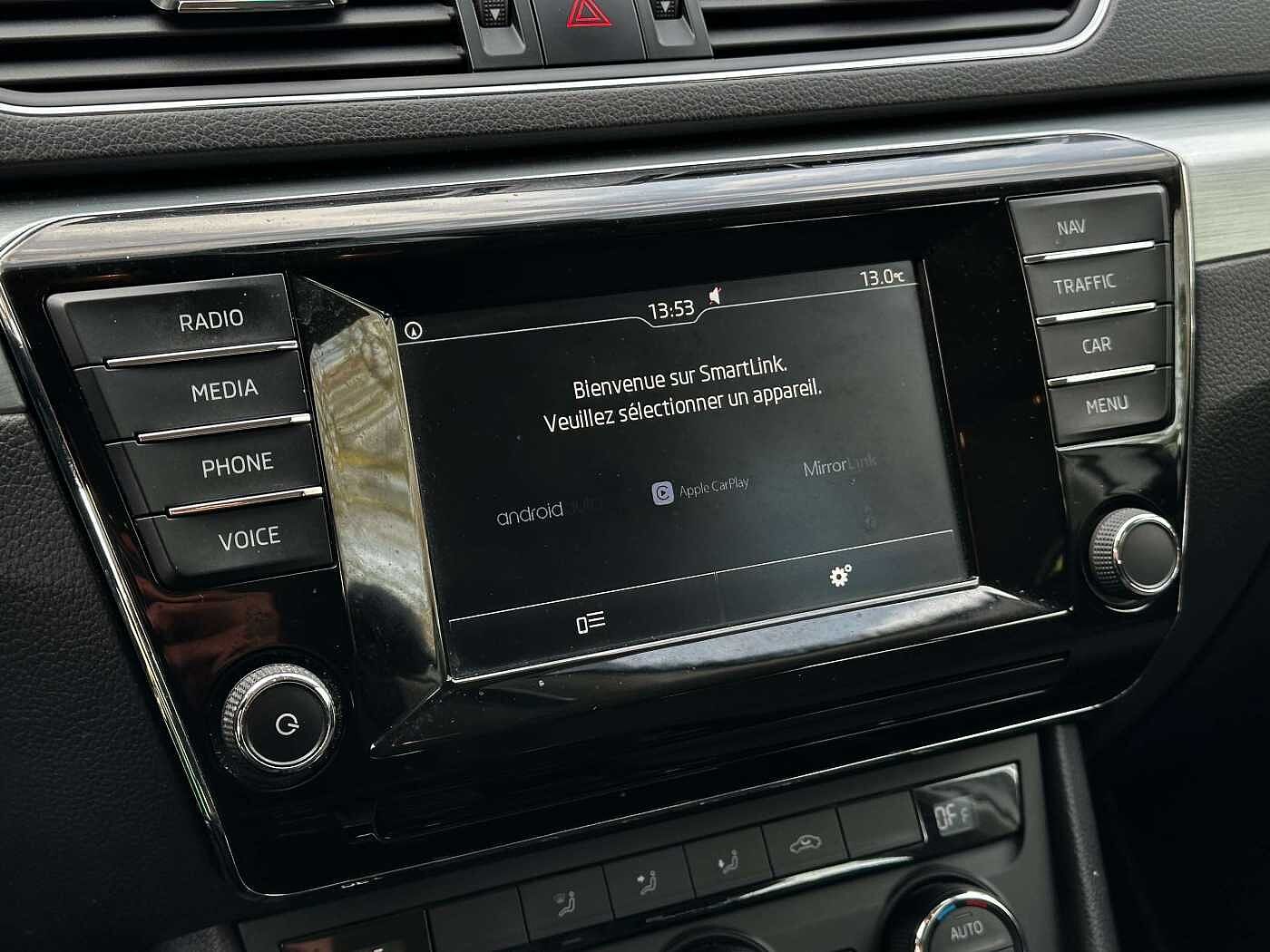 SKODA Superb Combi SW 1.6 CR TDi Ambition CARPLAY/CAMERA/EXPORT