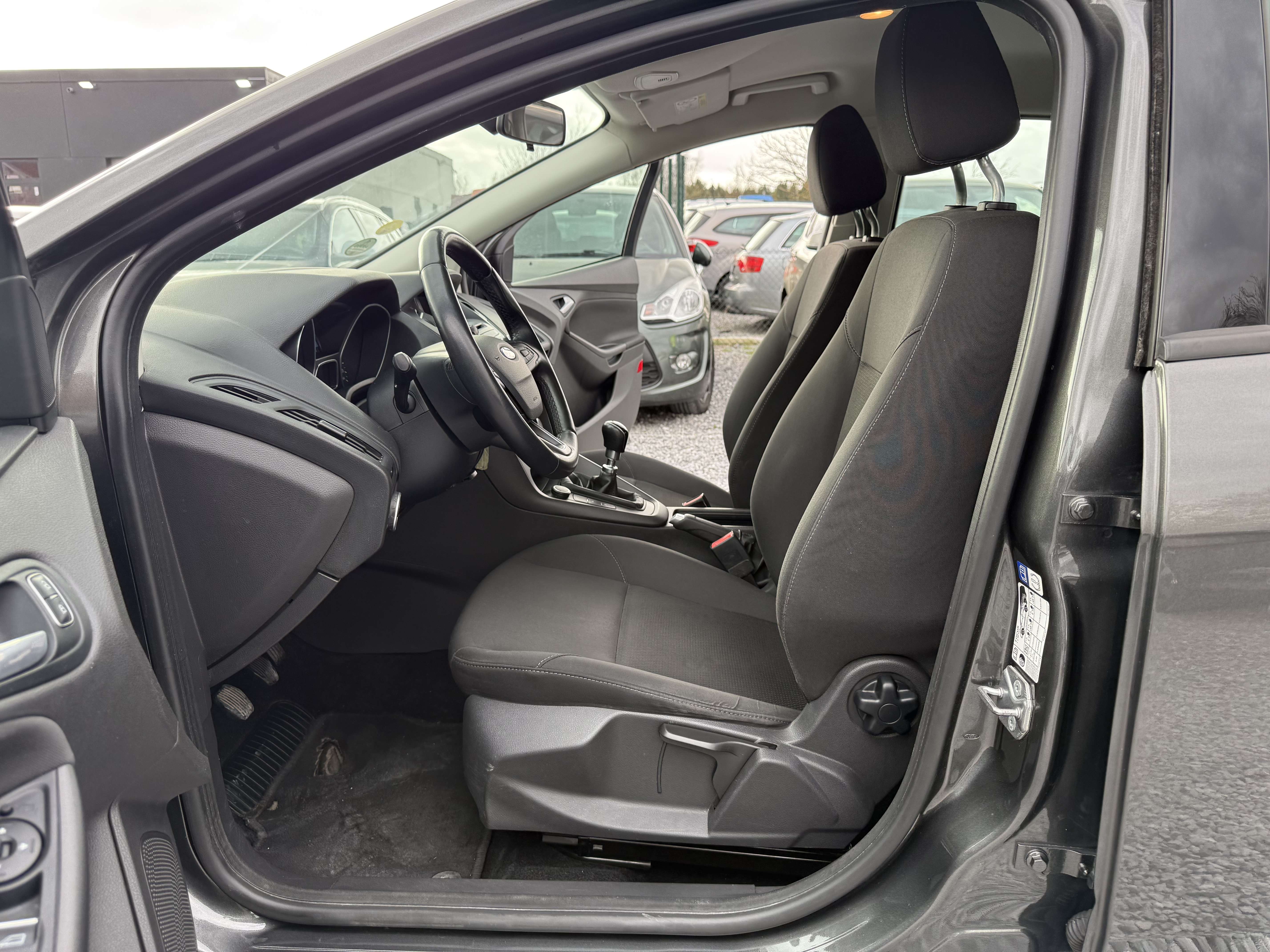 Ford Focus Focus 1.5 TDCi - Euro 6d - 2016 - Carnet entretien