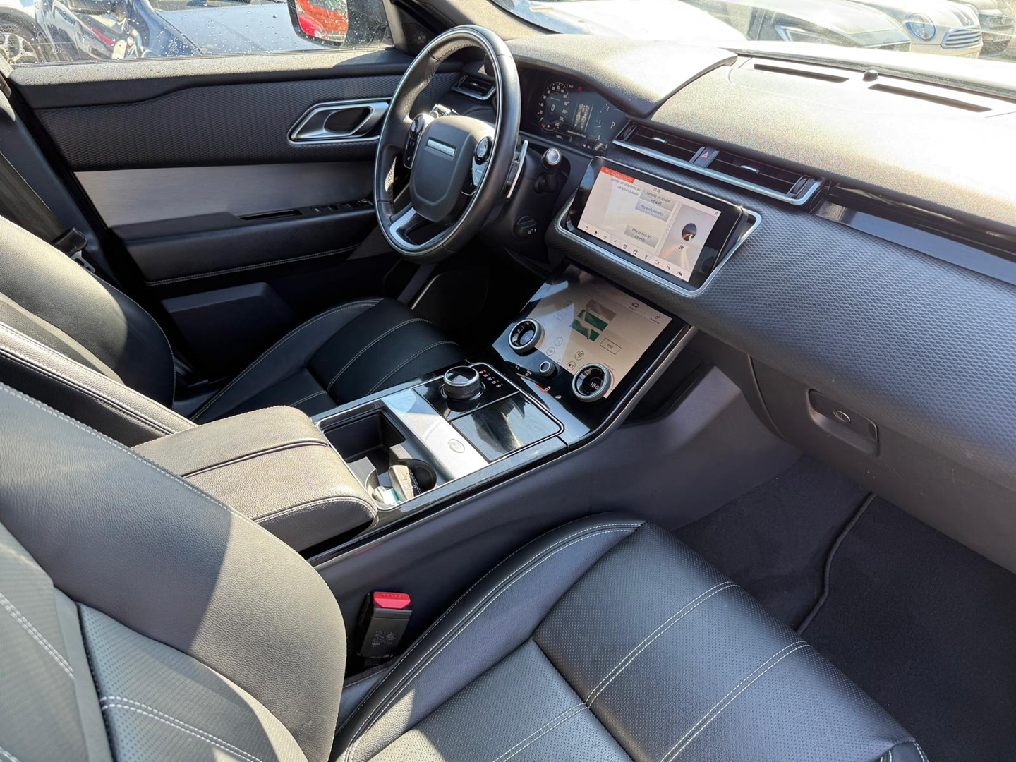 Land Rover RANGE ROVER VELAR 2.0D 180CH R-DYNAMIC HSE AWD BVA