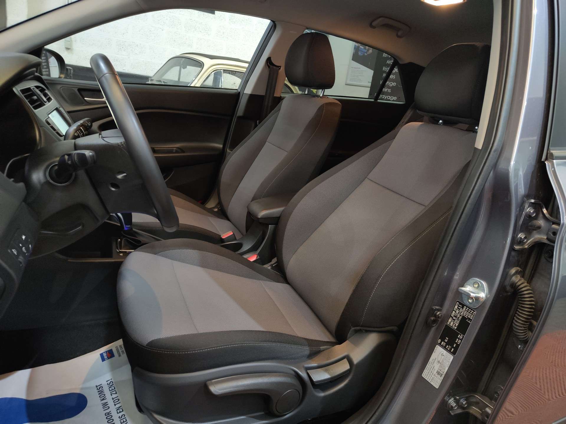 Hyundai i20 i20 1.0 T-GDi Twist DCT // garantie 12 mois //
